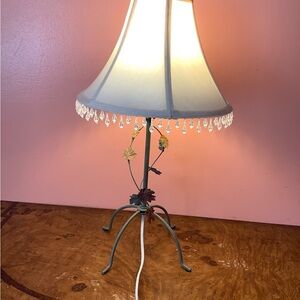 Ornate Vines Themed Metal Wire Table Lamp With Beaded Shade Lightweight